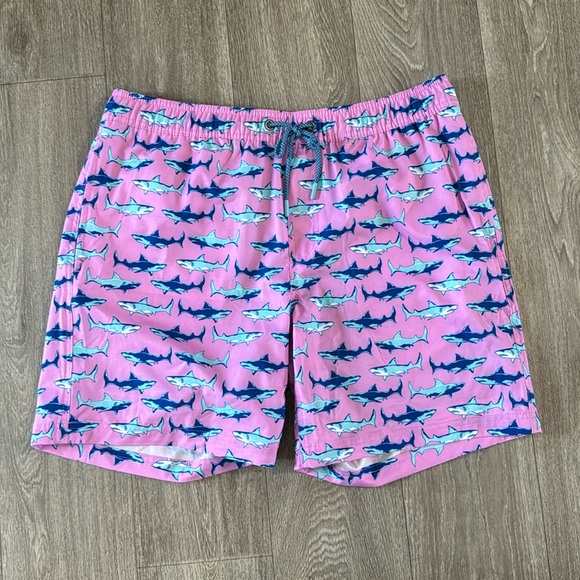 NWT Member’s Mark shark pattern swim trunks men’s sz L - Picture 1 of 7